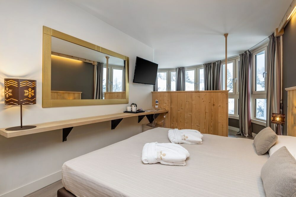 Фото Hotel Piandineve