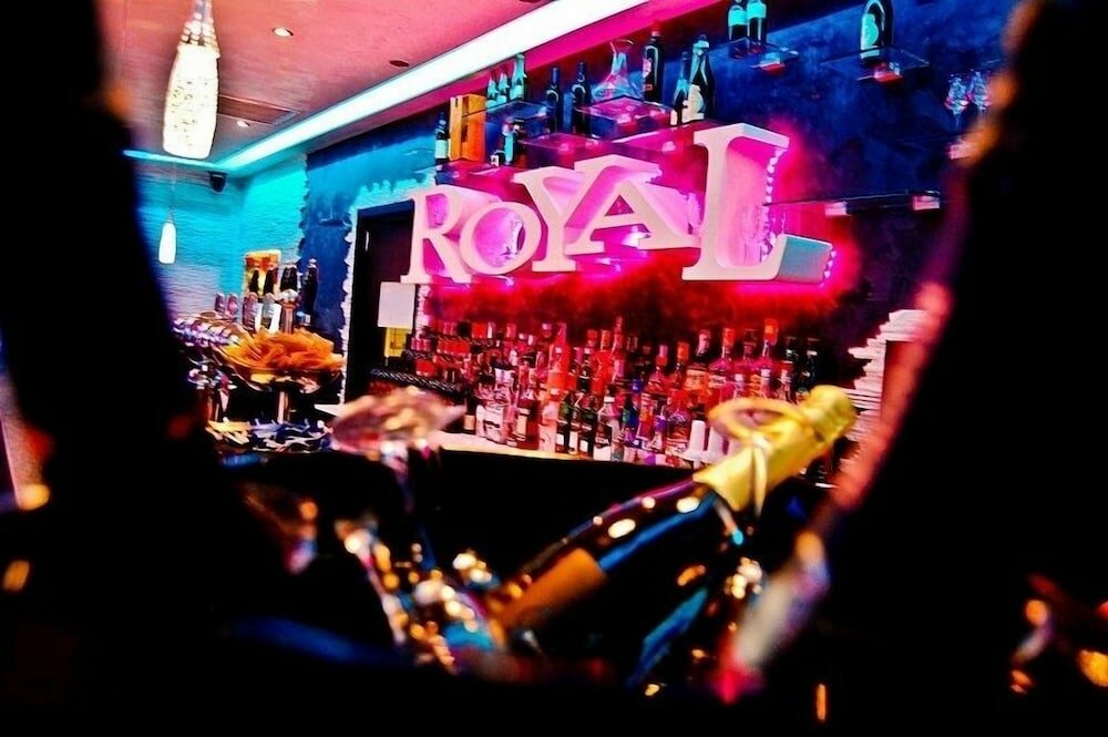 Фото Royal House