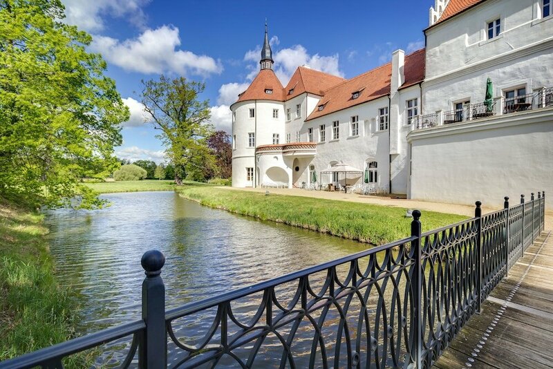 Гостиница Schlosshotel Fürstlich Drehna