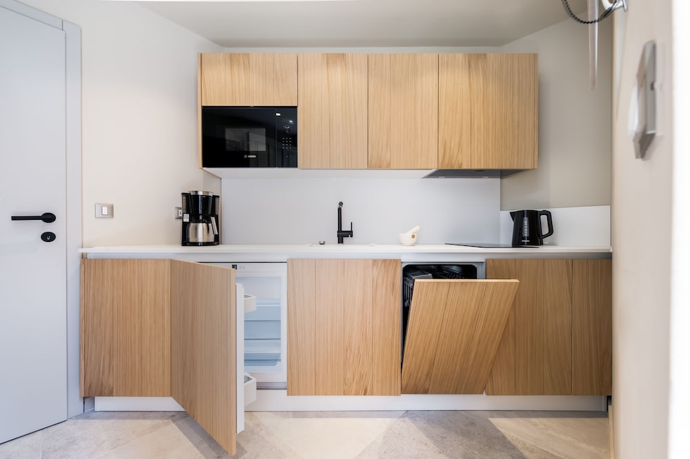 Фото Calnova Suites