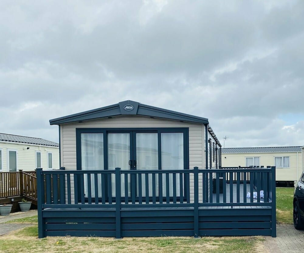 Hotel Prime Location 3-bed Chalet in Seal Bay, Selsey, England, photo
