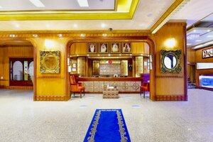 Гостиница Oyo 125 Moon Plaza Hotel