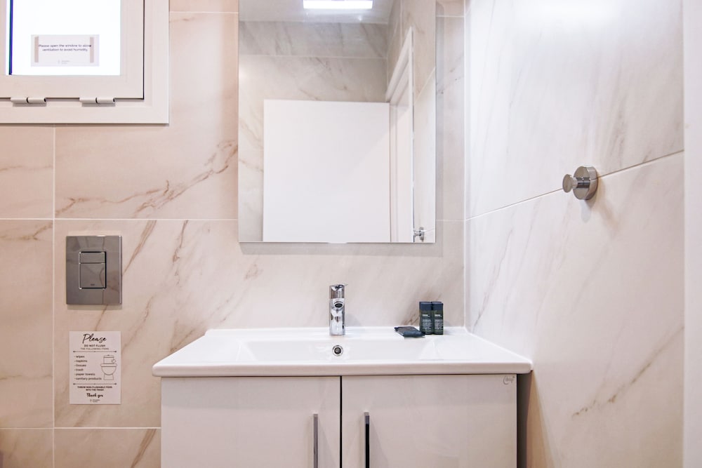 Фото Phaedrus Living Seaside Luxury Limnaria 172