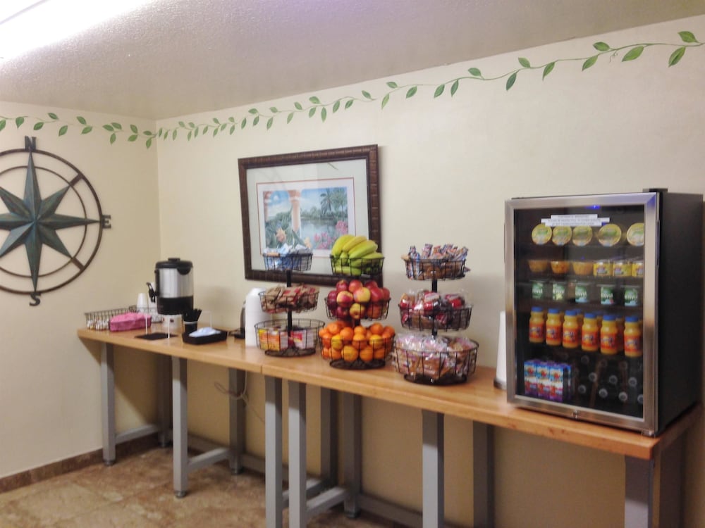 Фото At Home Inn