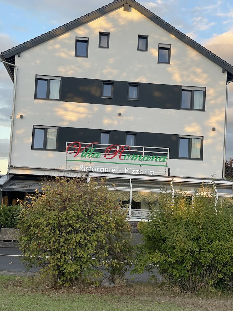 Фото Hotel Restaurant Villa Romana