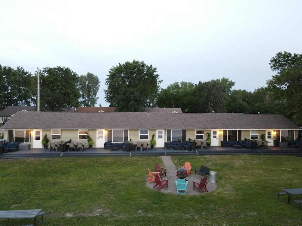 Фото Rizzy's on the Lake