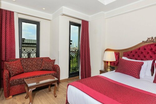 Гостиница Mukarnas Pera Hotel в Эюпсултане