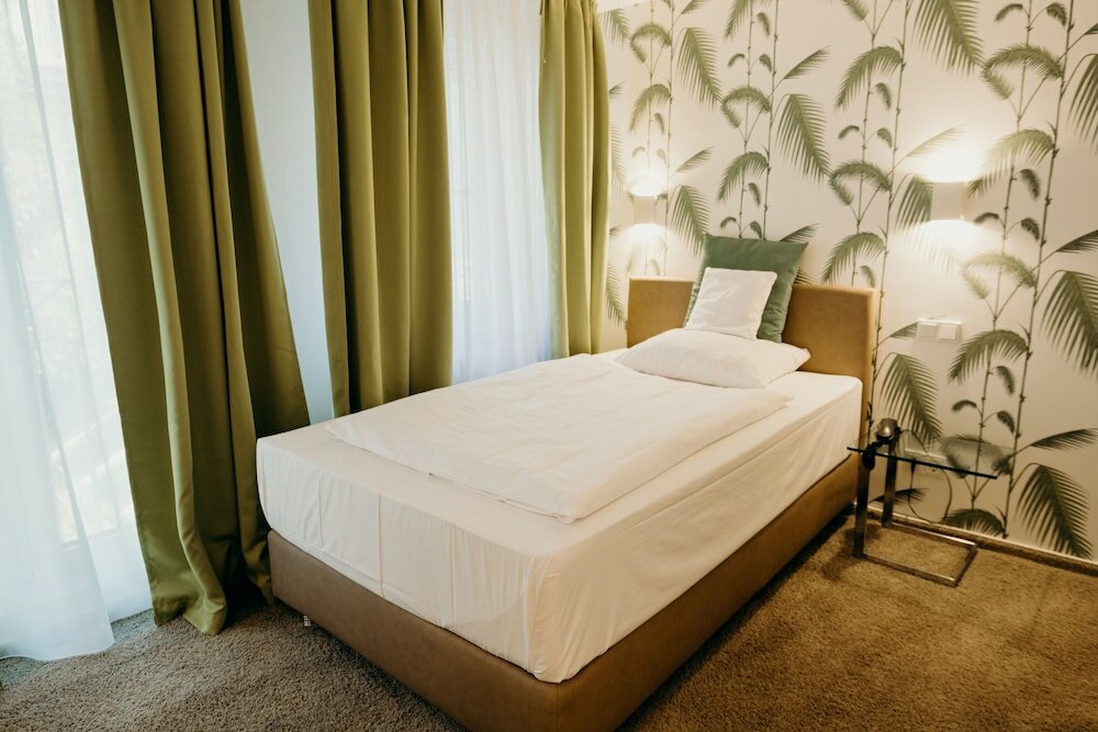 Фото Hotel Crystal