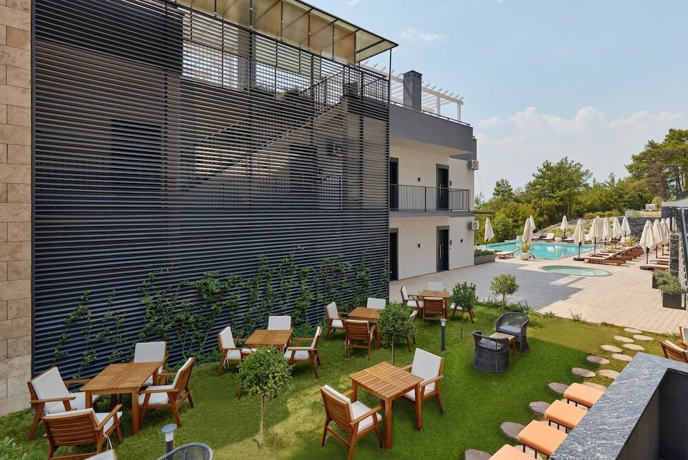 Фото Bayview Hills Luxury Residences