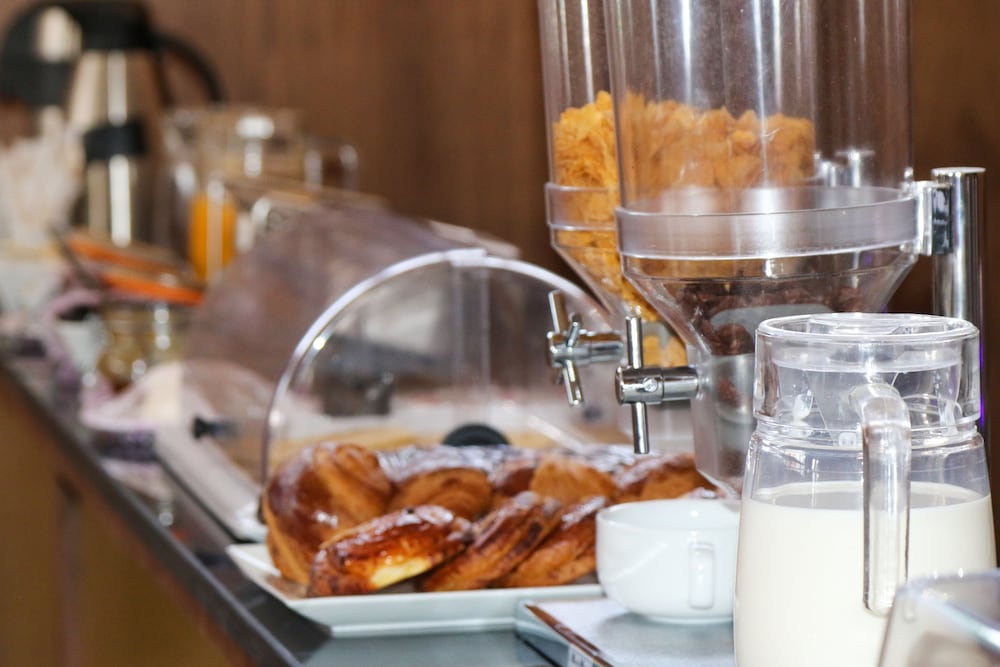 Фото Dakhla Boarding Hotel & Restaurant