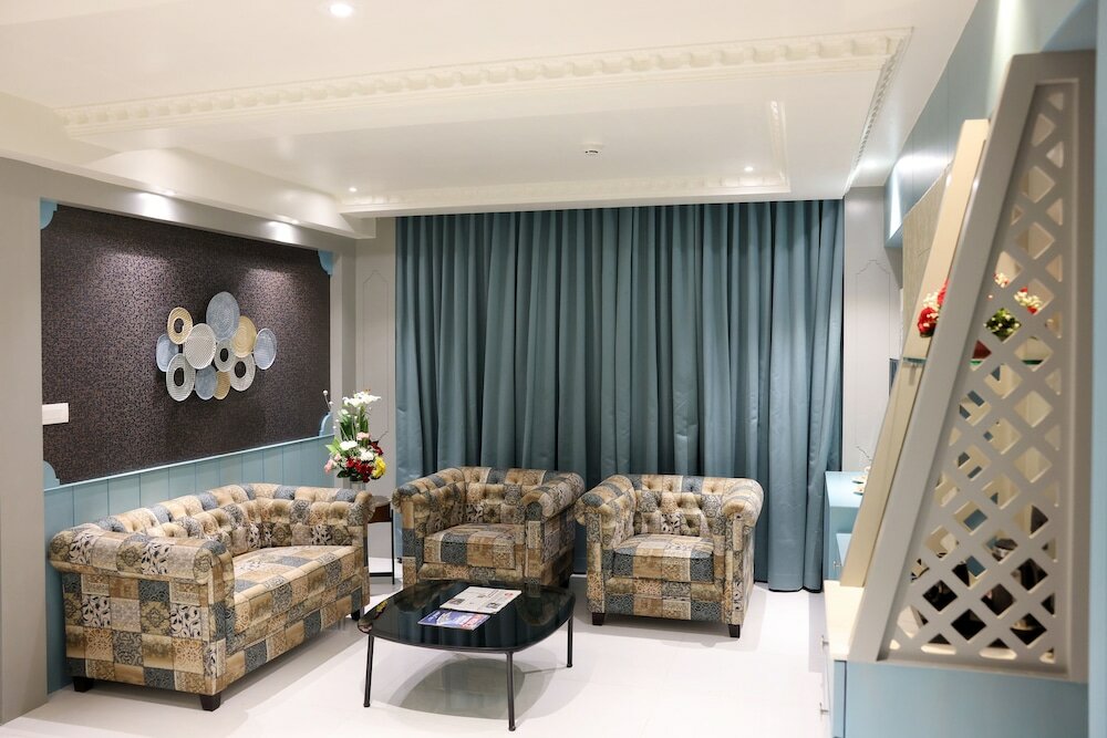 Фото Aj Grand Hotel