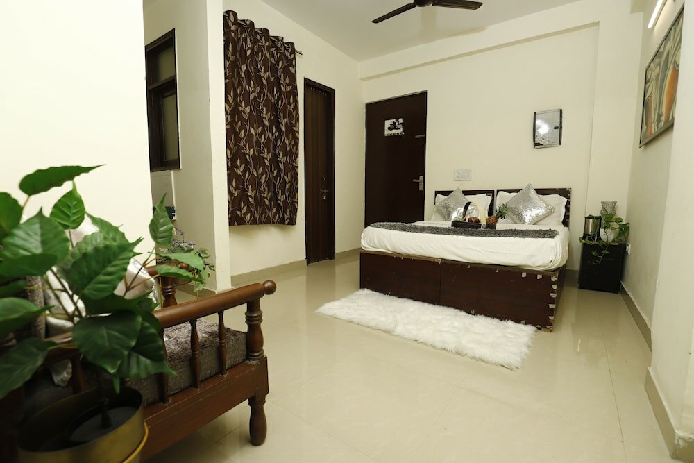 Фото Hotel Royal Avenue by F9 Hotels