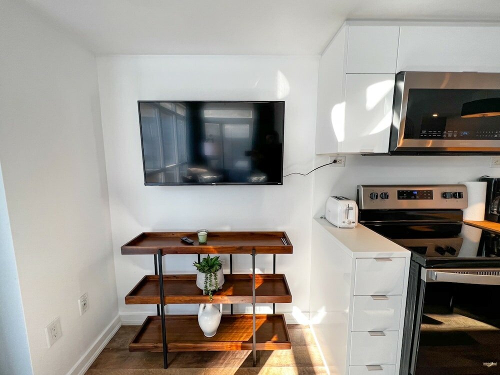 Фото Marvelous Elegant Downtown Apartments