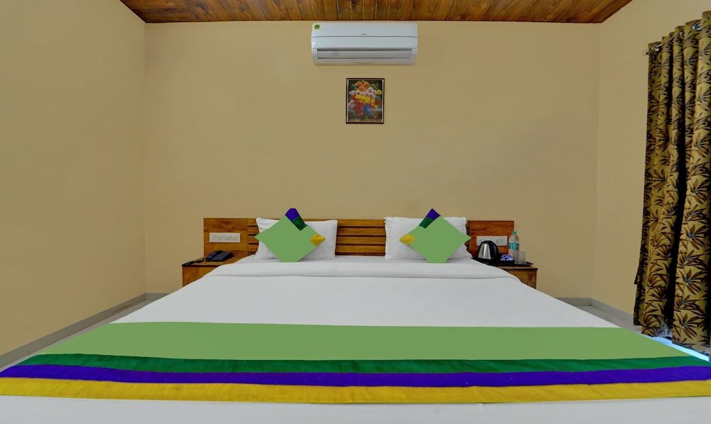 Фото Treebo Trend Iceberg