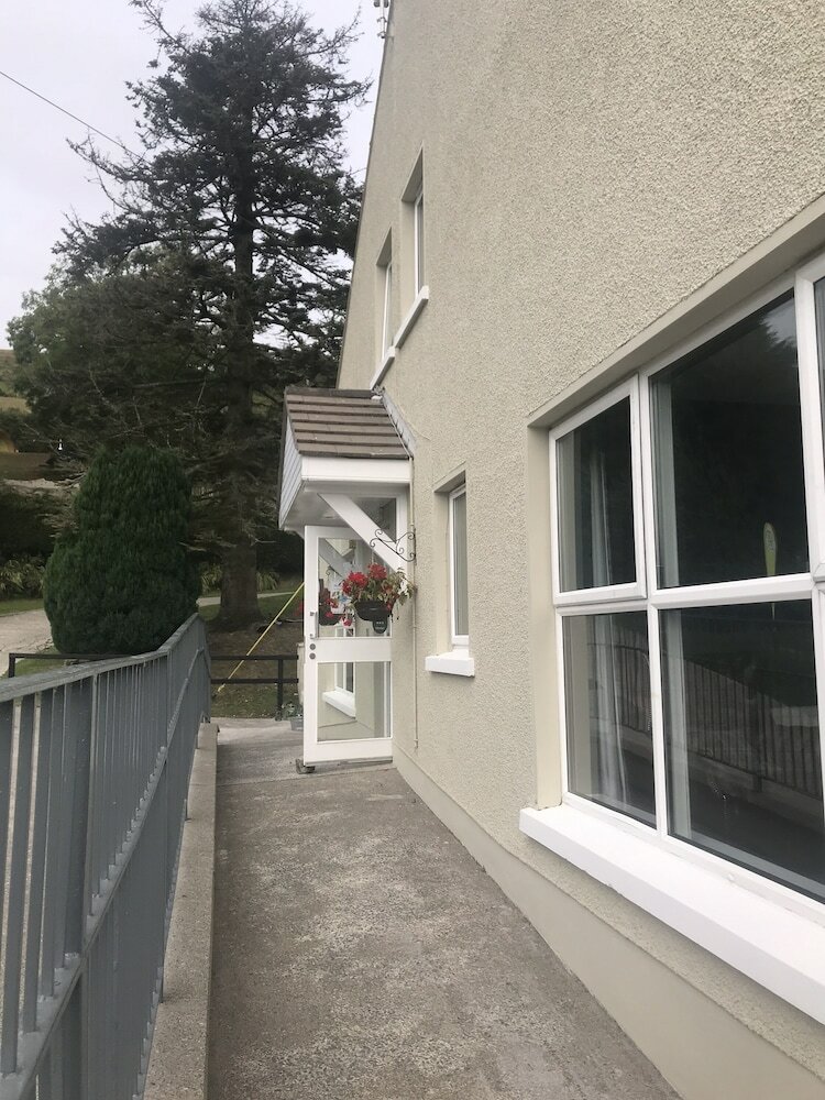 Фото Rostrevor Mountain Lodge