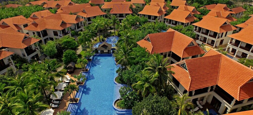 Фото Luxury Danang Beach Pool Villa