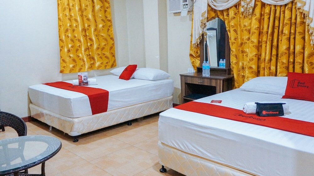 Фото RedDoorz near Talisay District Hospital