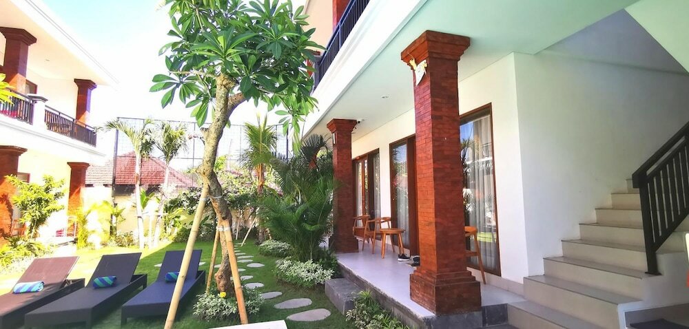 Фото Santi HomeStay