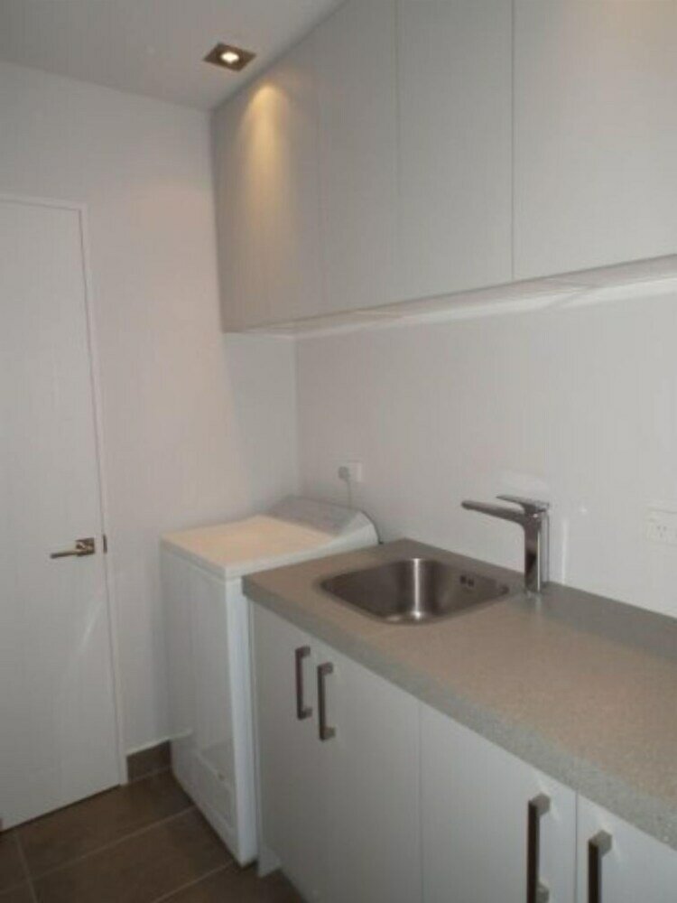 Фото 20 Cheltenham Street