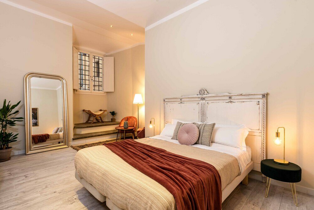 Фото New Opening special - Historic center - Private patio