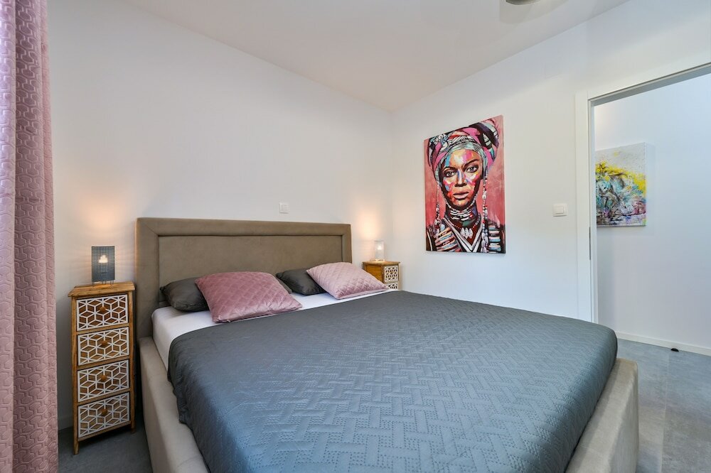 Фото Imperial Apartment with Private Pool