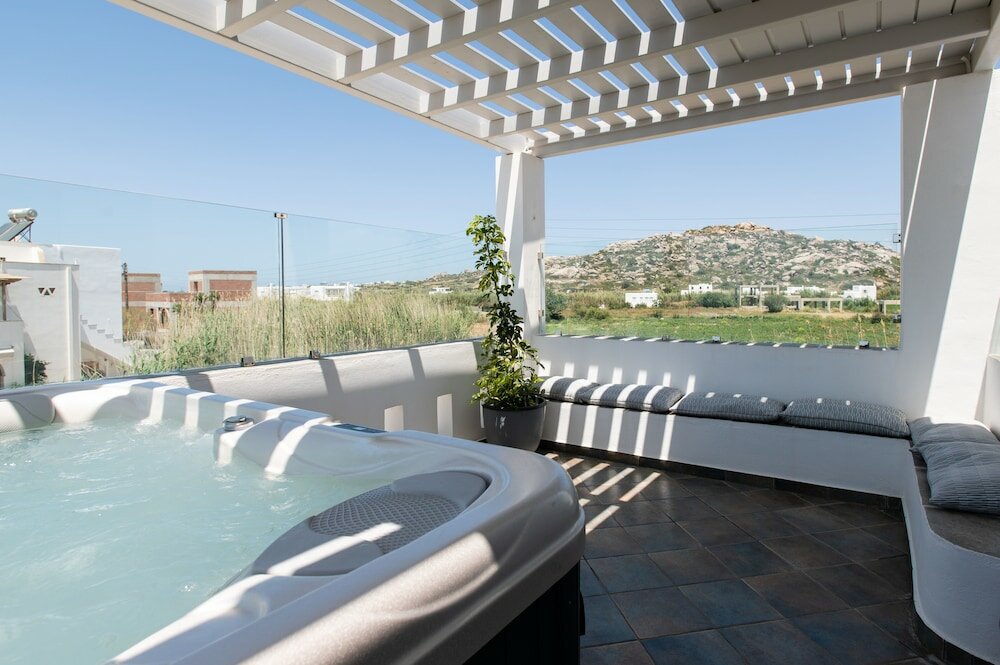 Фото Sea Lilies Suites