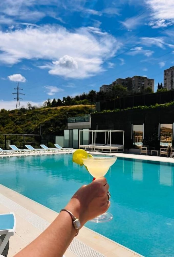 Фото Бомонд гарден