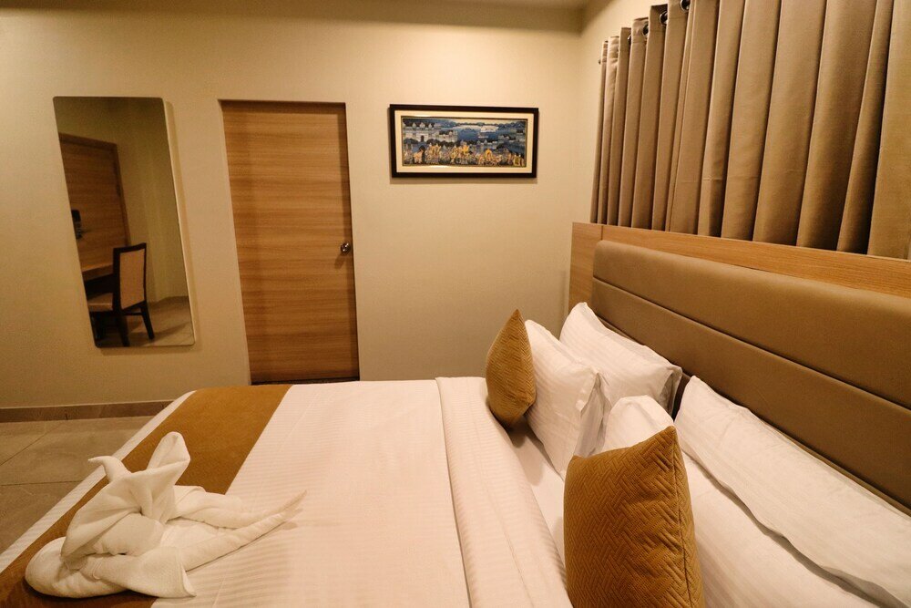 Фото Clarks Inn Express Udaipur