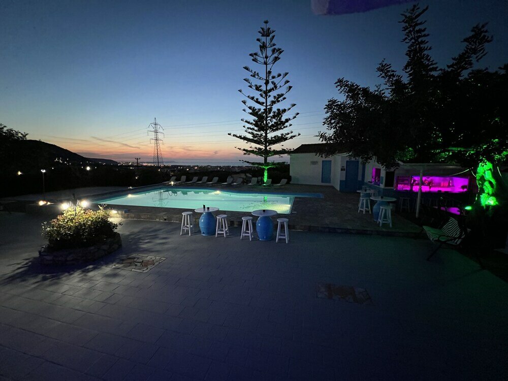 Фото Silia Suites