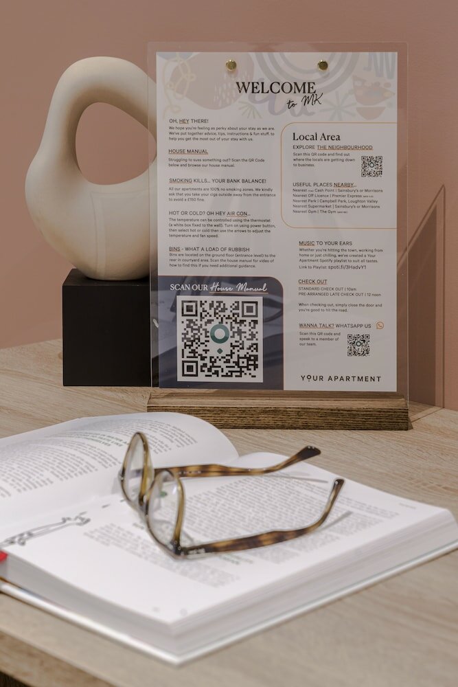 Фото Your Apartment Milton Keynes