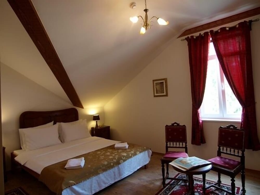 Фото Hotel Puntijar