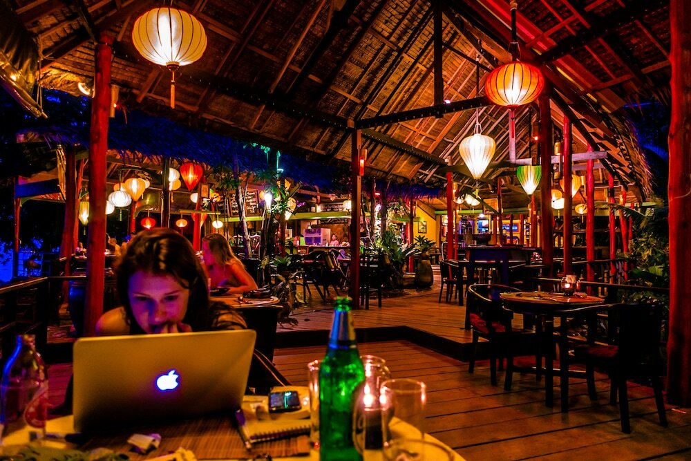 Фото отеля 2