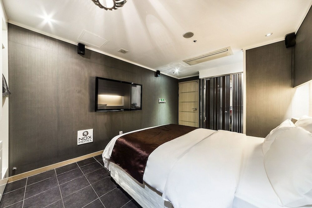 Фото Nox Boutique Hotel