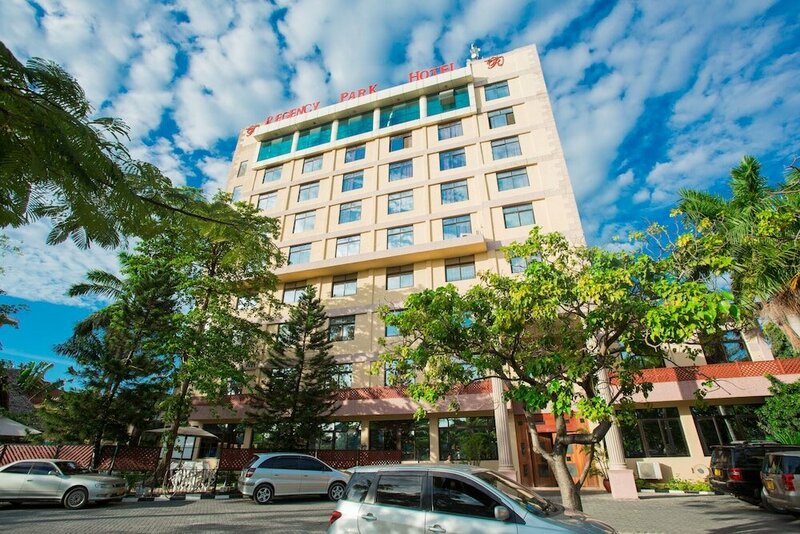 Гостиница Regency Park Hotel