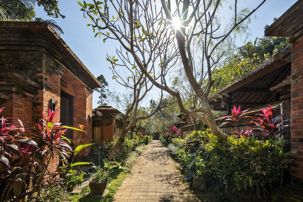 Фото Ubud Raya Villa