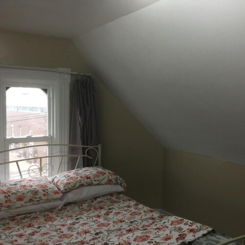 Фото Toronto Travellers Home