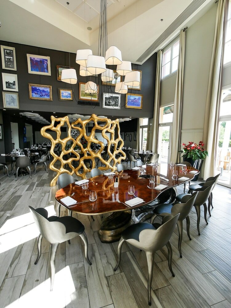 Фото Renaissance Paris Hippodrome De St. Cloud Hotel