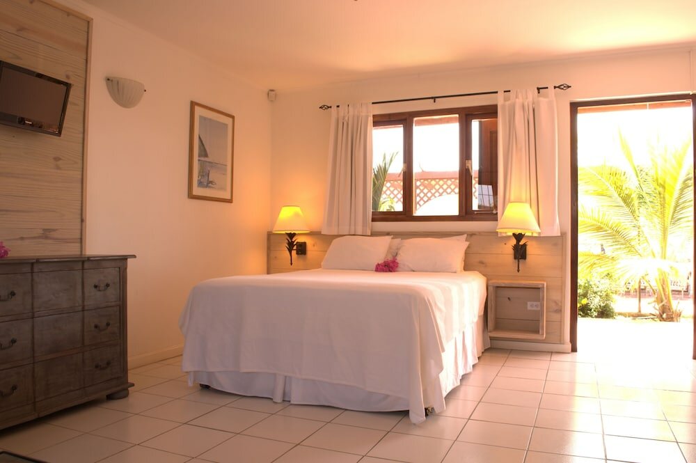 Фото Pauline's Apartments Aruba