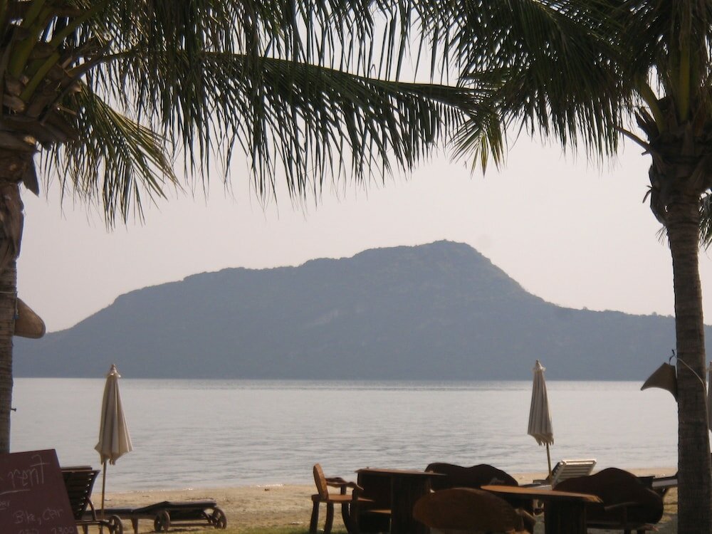 Фото Long Beach Inn