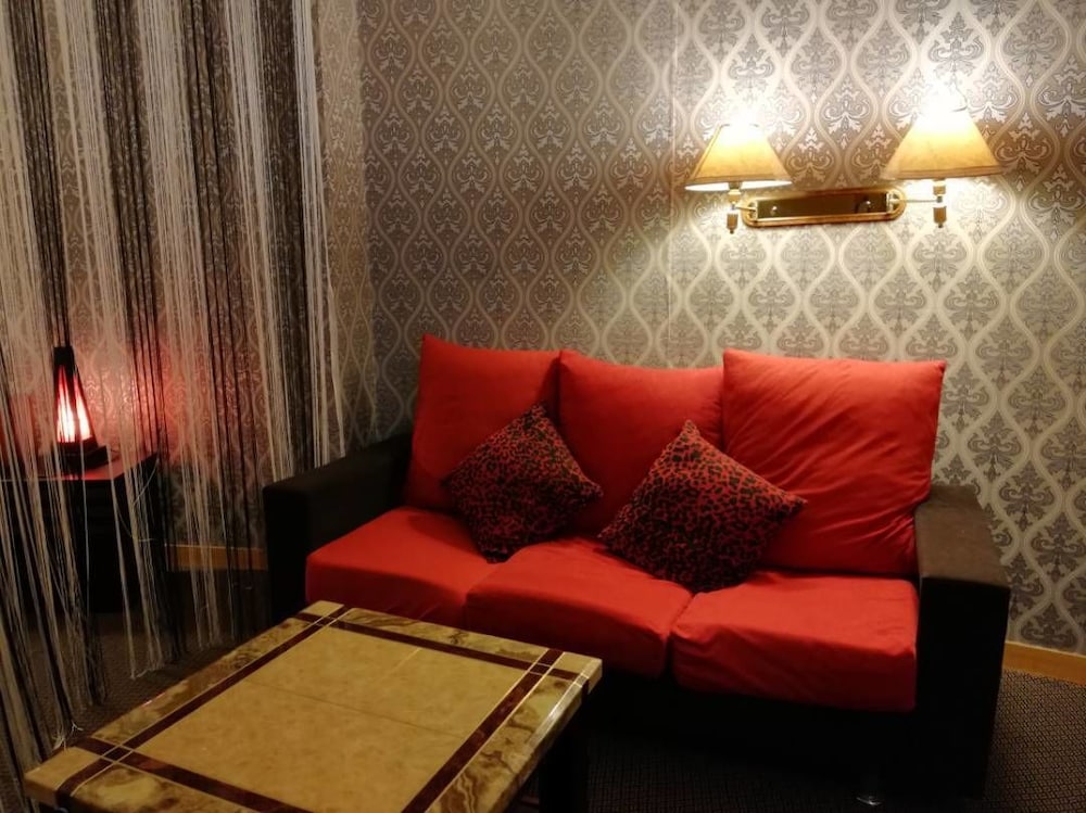 Фото Paragon City Hotel