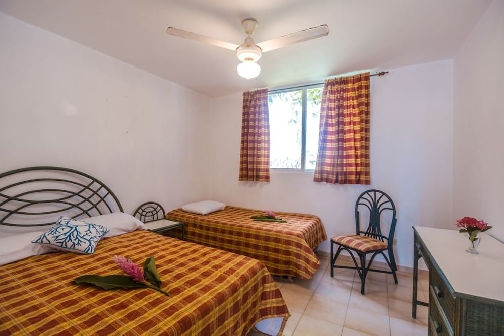 Фото The Beachcomber at Las Canas