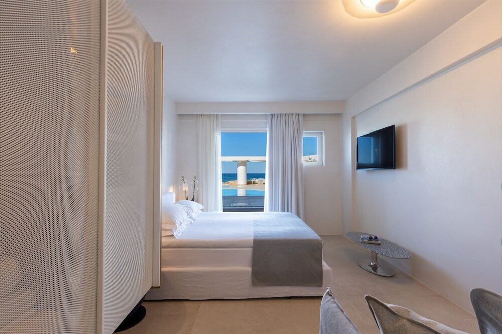 Фото Akrogiali Beach Hotel Apartments