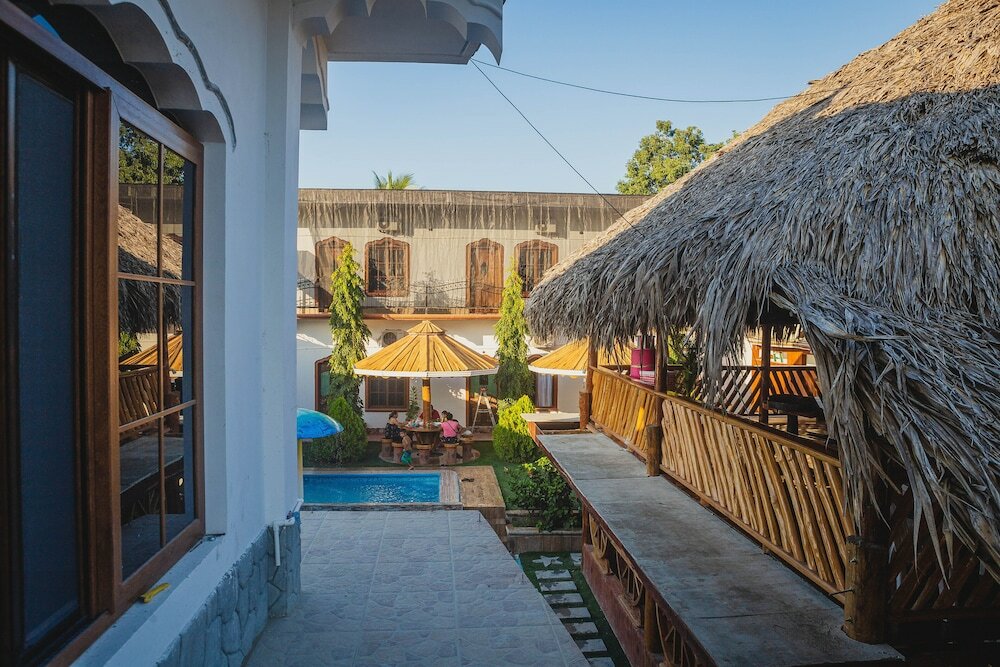 Фото Hotel y Restaurante Las Adas y Estrellas