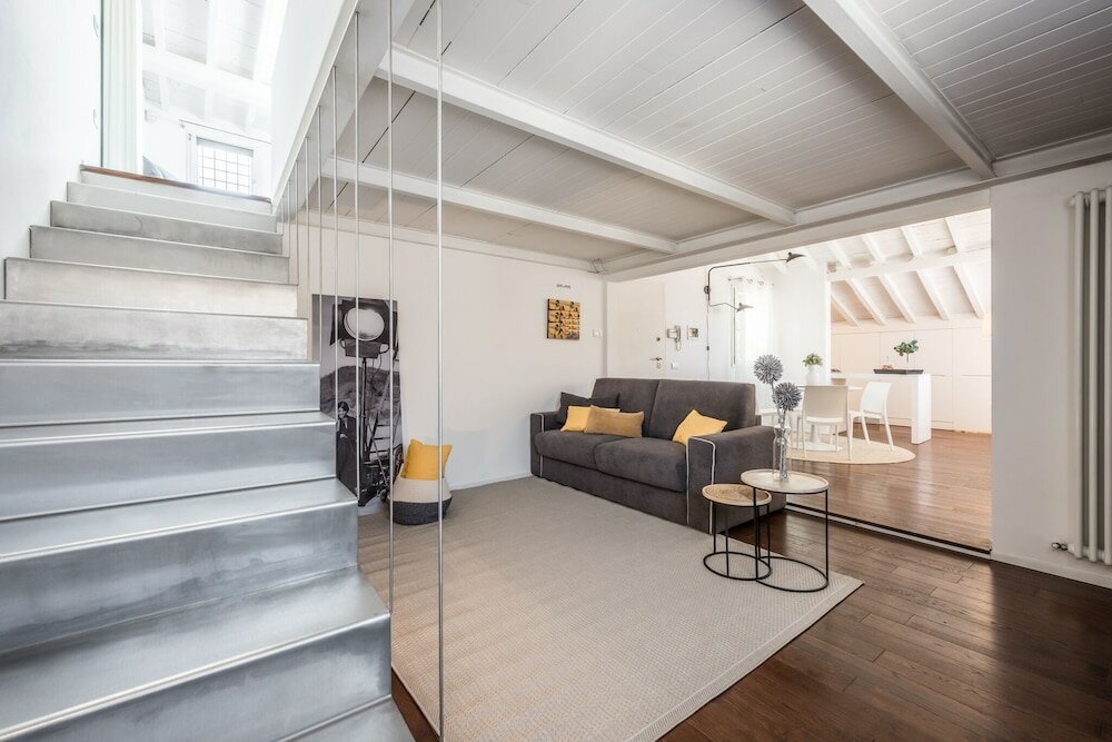 Фото Emilia Suite Urban