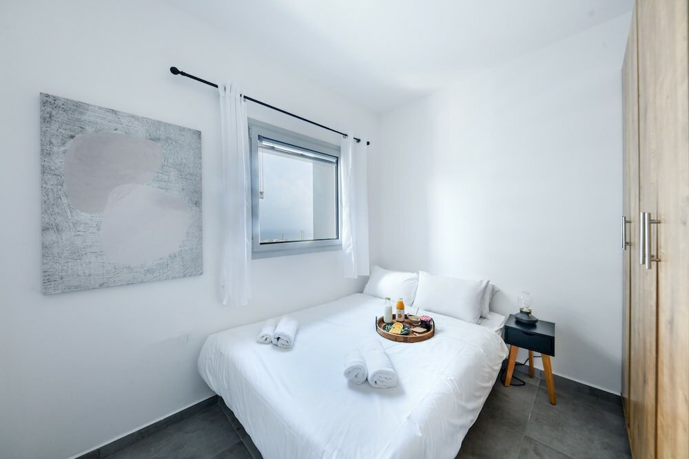 Фото Luxe Apt in Top Tel Aviv Neighborhood