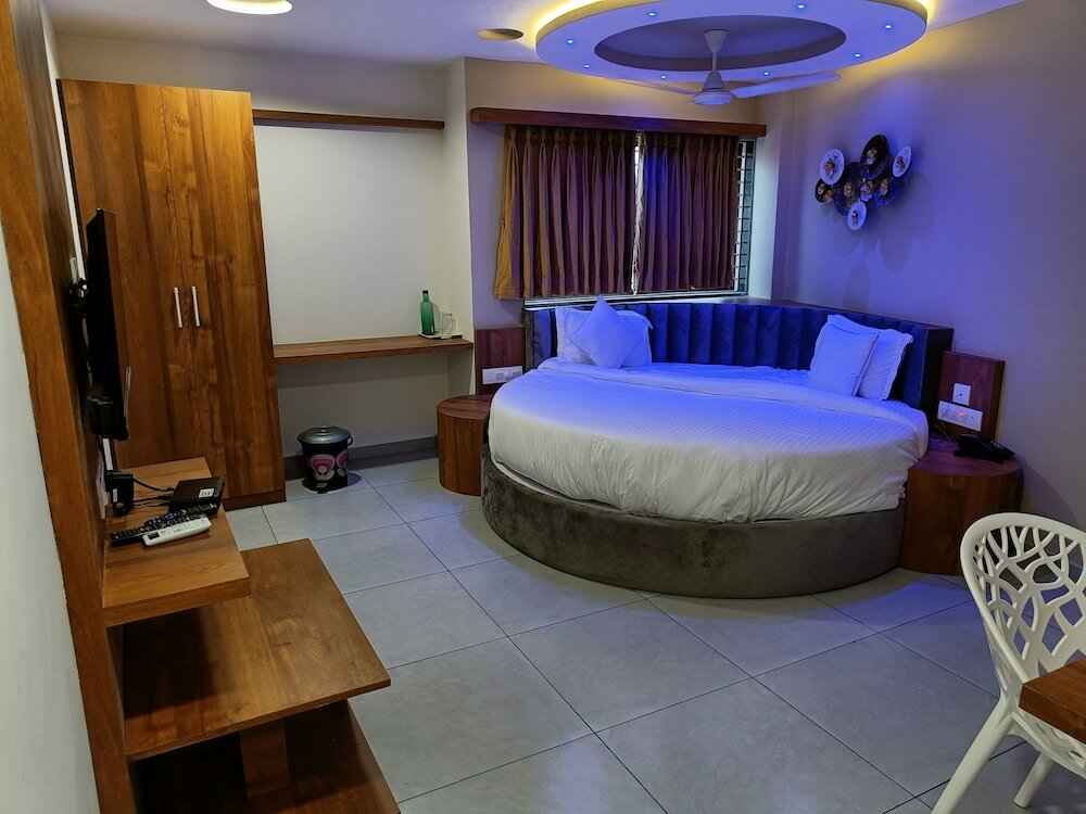 Фото Hotel Lotus