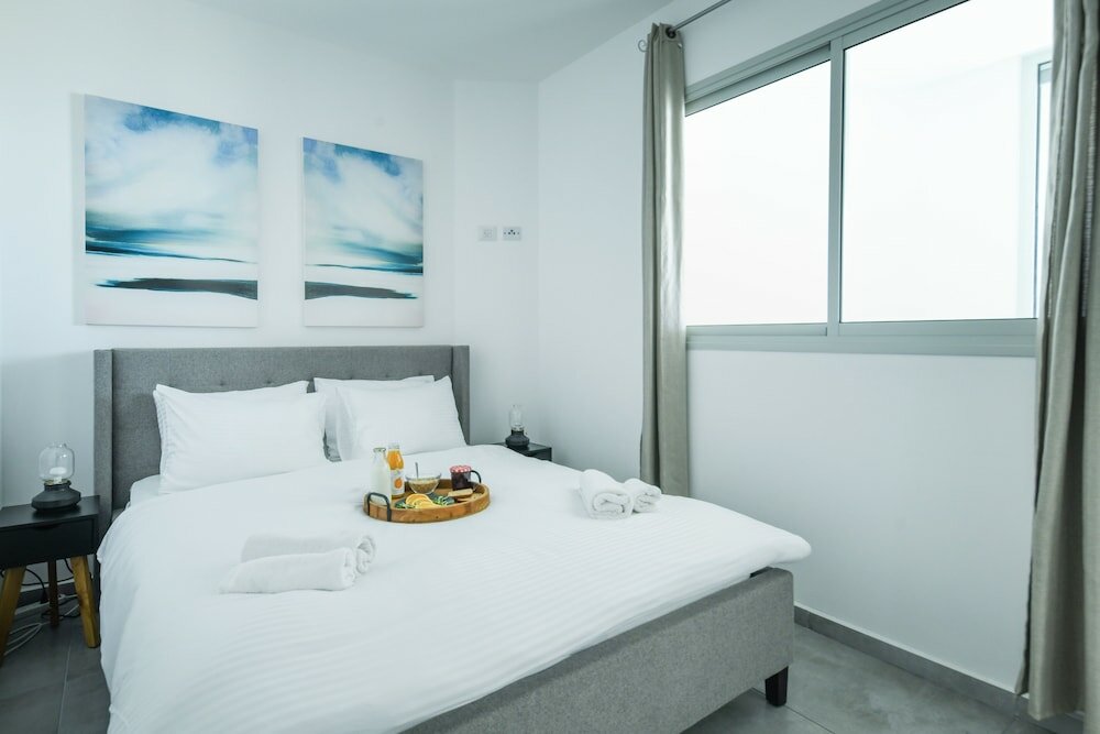 Фото Luxe Apt in Top Tel Aviv Neighborhood