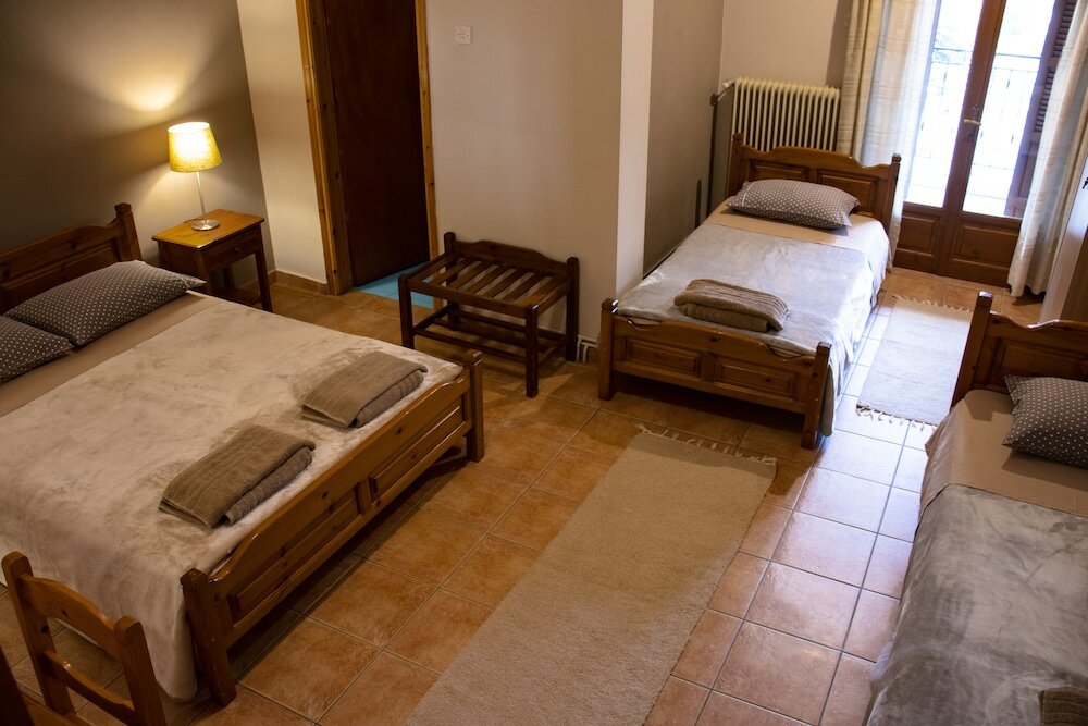 Фото Hotel Defkalion