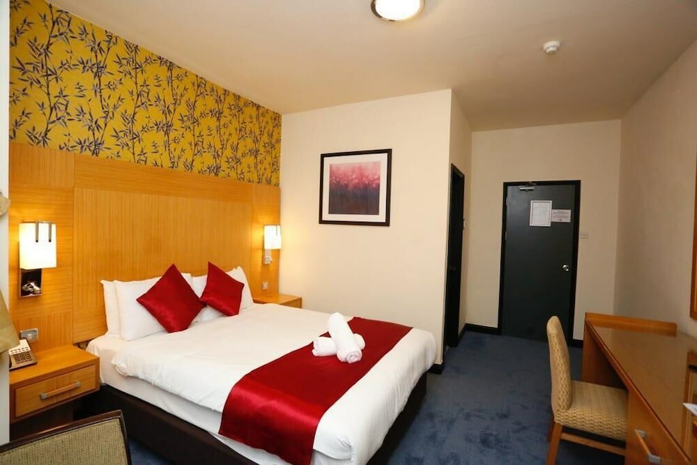 Фото Acorn Lodge Gatwick