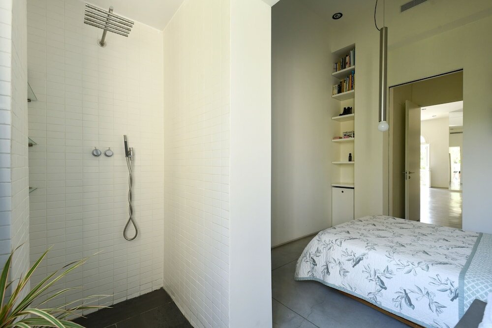 Фото Modern & Bright 3br apt with 2Balconies